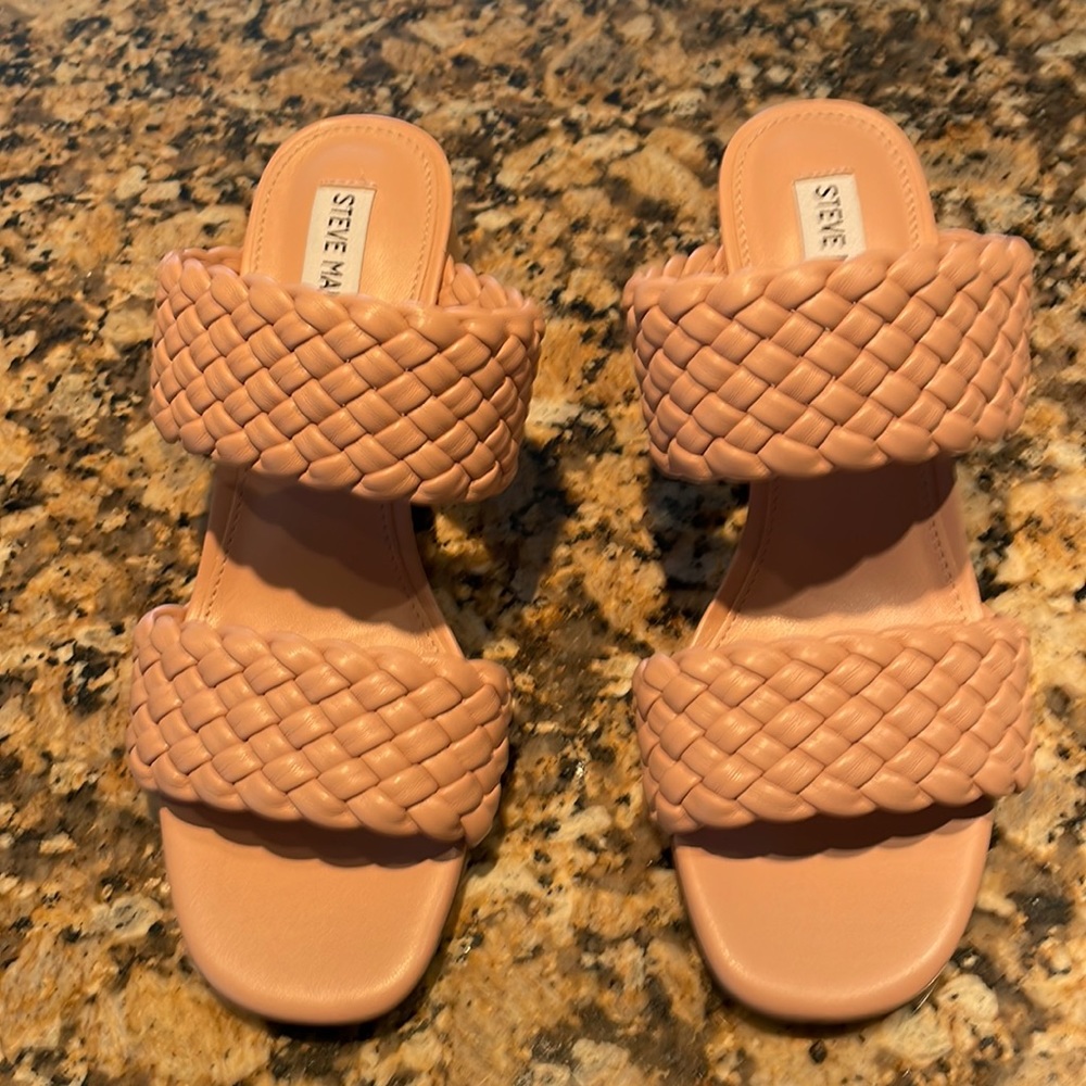NWT Steve Madden Sandals